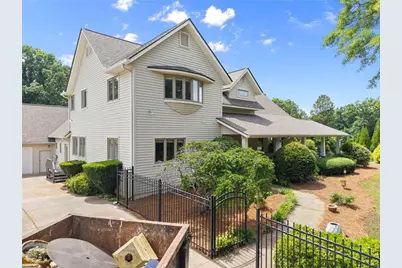 5415 Little Drive, Murrayville, GA 30564 - Photo 17