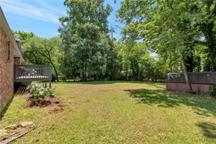 1289 Renee Dr SW, Lilburn, GA 30047 - Photo 25