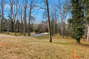 151 Ivy St, Demorest, GA 30535 - Photo 5