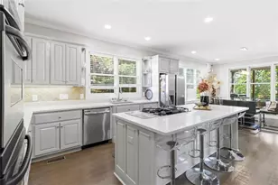 1121 Hiddenbrook Ln, Suwanee, GA 30024 - Photo 13