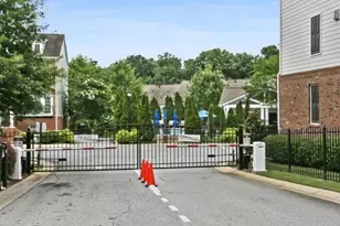 2166 Weldonberry Dr NE, Atlanta, GA 30319 - Photo 39