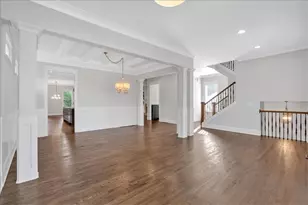 1298 Windsor Parkway NE, Atlanta, GA 30319 - Photo 9