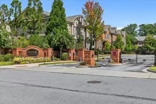 1751 Breyerton Dr, Atlanta, GA 30329 - Photo 29
