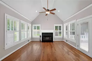 185 Courtland Dr, Fayetteville, GA 30215 - Photo 5