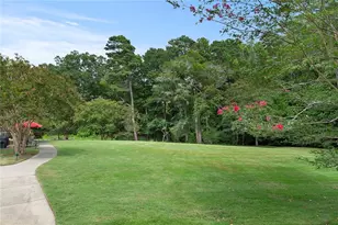 28317 Plantation Dr NE, Atlanta, GA 30324 - Photo 39