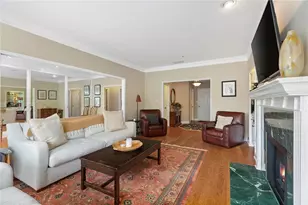 28317 Plantation Dr NE, Atlanta, GA 30324 - Photo 3