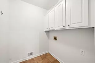 2036 Kinsmon Dr, Marietta, GA 30062 - Photo 13