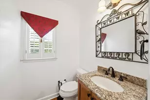 2036 Kinsmon Dr, Marietta, GA 30062 - Photo 15