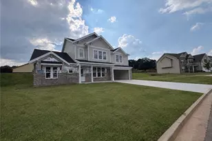 102 Hidden Flds Wy, Hoschton, GA 30548 - Photo 3
