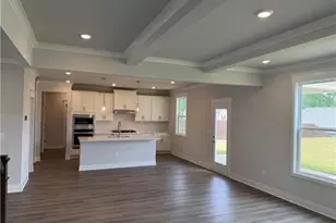 1078 Hawkins Creek Dr, Jefferson, GA 30549 - Photo 11