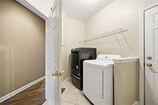 2570 Middleton Way, Grayson, GA 30017 - Photo 37