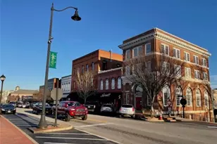 120 N Gwinnett St, Buford, GA 30518 - Photo 39