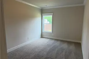 1096 Hawkins Creek Dr, Jefferson, GA 30549 - Photo 17