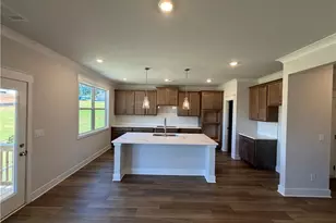 1096 Hawkins Creek Dr, Jefferson, GA 30549 - Photo 15