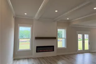 1096 Hawkins Creek Dr, Jefferson, GA 30549 - Photo 9