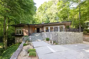 770 Kings Way NW, Atlanta, GA 30327 - Photo 3