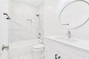 2215 Lang Dr SW, Atlanta, GA 30315 - Photo 21
