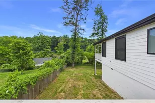 2215 Lang Dr SW, Atlanta, GA 30315 - Photo 31