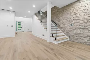 3196 Towerview Dr, Atlanta, GA 30324 - Photo 57