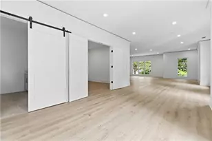 3196 Towerview Dr, Atlanta, GA 30324 - Photo 75