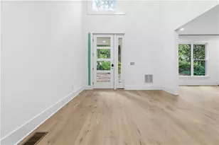 3196 Towerview Dr, Atlanta, GA 30324 - Photo 61