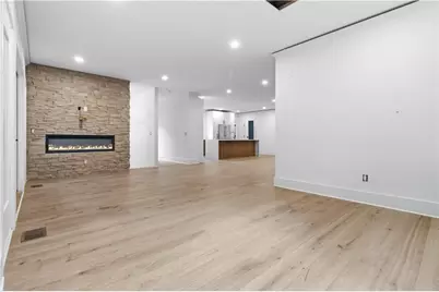 3196 Towerview Drive, Atlanta, GA 30324 - Photo 63