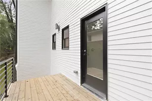 3196 Towerview Dr, Atlanta, GA 30324 - Photo 9