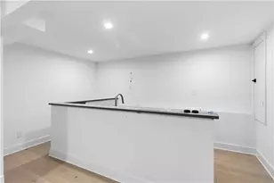 3196 Towerview Dr, Atlanta, GA 30324 - Photo 25