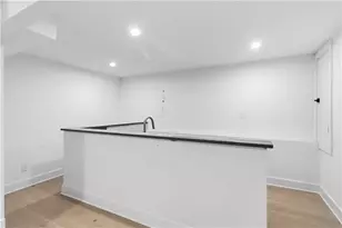 3196 Towerview Dr, Atlanta, GA 30324 - Photo 67