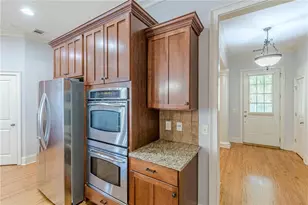 1645 Woodward Way, College Park, GA 30337 - Photo 37