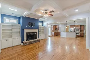 1645 Woodward Way, College Park, GA 30337 - Photo 43