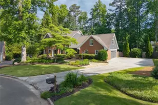 1018 Redfield Ln, Atlanta, GA 30338 - Photo 3