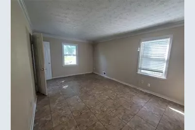 538 Cole Drive SW, Lilburn, GA 30047 - Photo 29