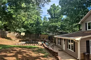 538 Cole Dr SW, Lilburn, GA 30047 - Photo 3