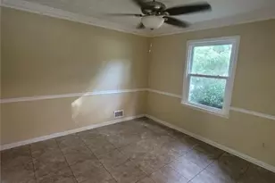 538 Cole Dr SW, Lilburn, GA 30047 - Photo 31