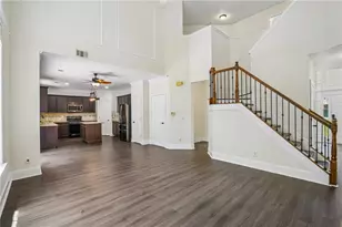 6815 Grand Magnolia Dr, Sugar Hill, GA 30518 - Photo 7