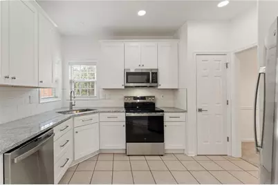 2137 Berryhill Circle SE, Smyrna, GA 30082 - Photo 5