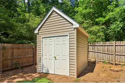 1074 Wash Lee Drive SW, Lilburn, GA 30047 - Photo 29