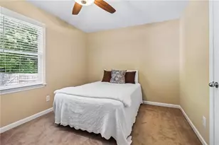 1074 Wash Lee Dr SW, Lilburn, GA 30047 - Photo 19