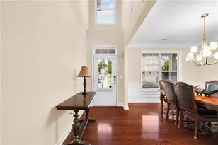 526 Rokeby Dr, Woodstock, GA 30188 - Photo 3