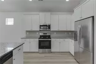 381 Eagles Blf Wy, Hoschton, GA 30548 - Photo 11