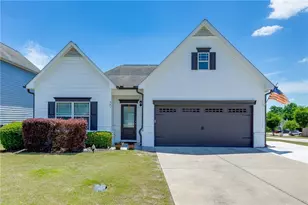 381 Eagles Blf Wy, Hoschton, GA 30548 - Photo 1