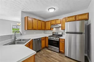 4653 Grand Central Pkwy, Decatur, GA 30035 - Photo 7