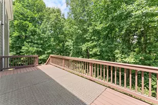 1000 Island Bluff Ln, Buford, GA 30518 - Photo 17