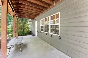 1000 Island Bluff Ln, Buford, GA 30518 - Photo 19