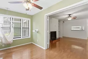 1011 Summit N Dr NE, Atlanta, GA 30324 - Photo 11