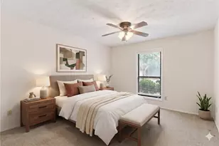 1011 Summit N Dr NE, Atlanta, GA 30324 - Photo 15