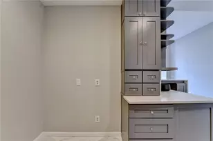 3040 Peachtree Rd NW, Atlanta, GA 30305 - Photo 15