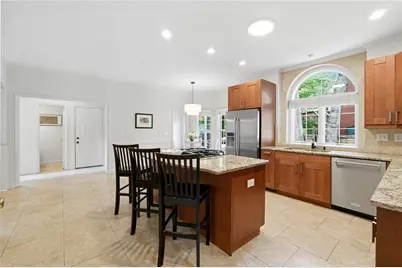 1095 Laurian Park Drive, Roswell, GA 30075 - Photo 9