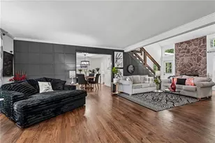 3334 Pebble Hill Dr, Marietta, GA 30062 - Photo 9